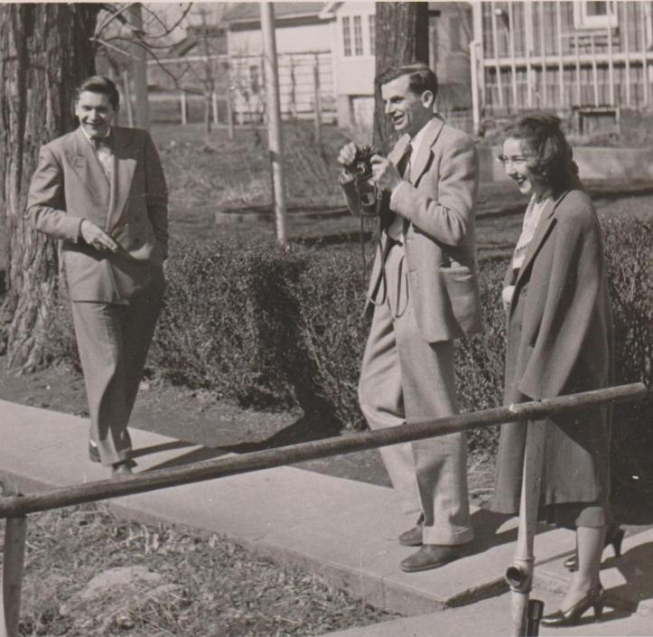 Robie_with_Flannery_1947